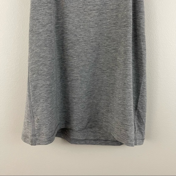 LULULEMON Mini Stripe Hearthered Arctic Grey White Yogi Racerback IV Tank Top - Picture 6 of 13
